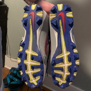 Nike cleats, good condition